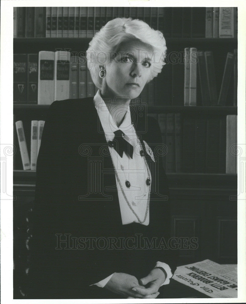 1992 Press Photo Meredith Baxter American Film Television Actress - Historic Images