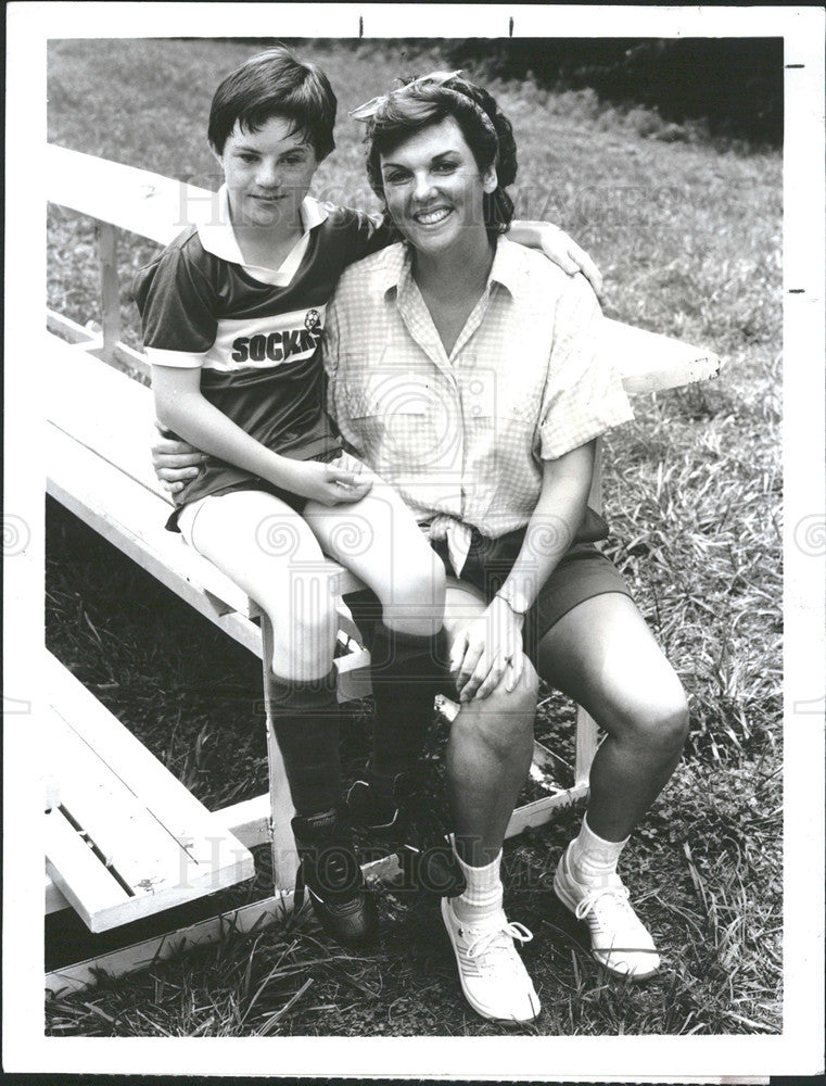 1988 Press Photo Tyne Daly and Joey Polito Kids Like These - Historic Images