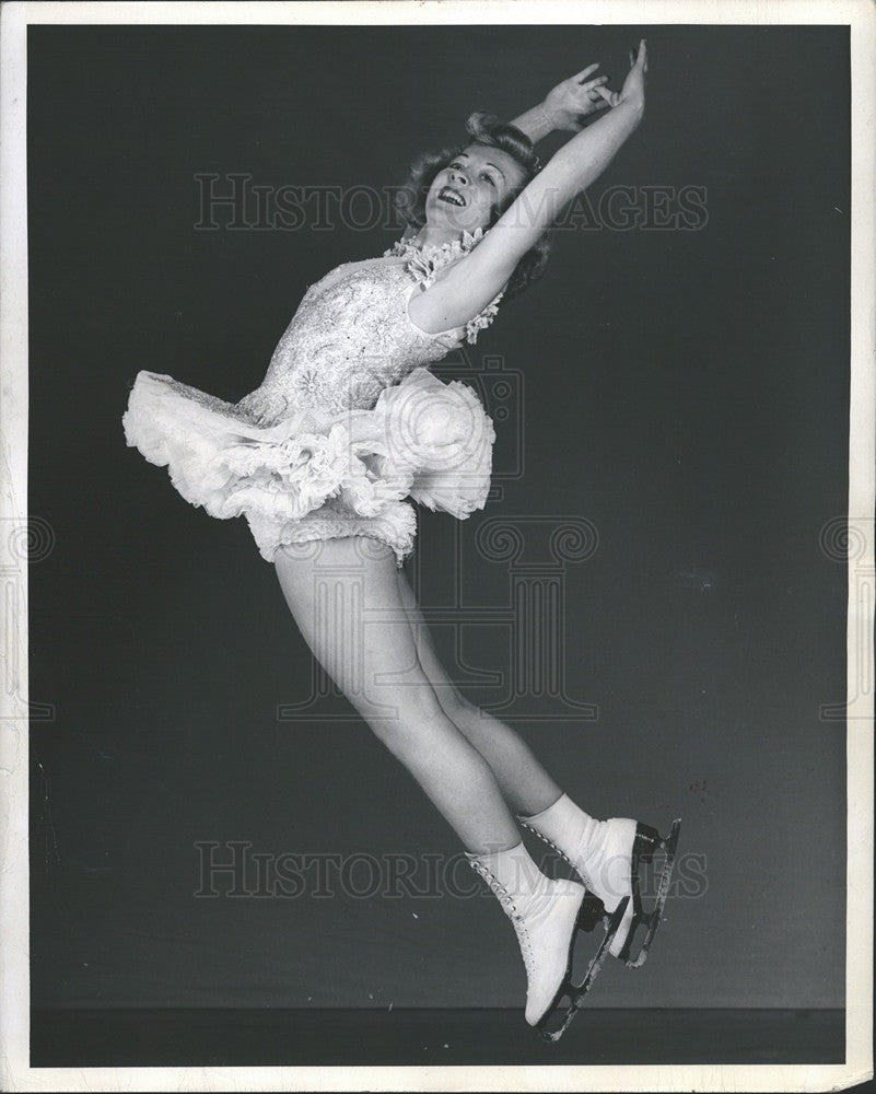 1944 Press Photo Hazel Franklin/Ice Skating/Figure Skating/Ice Follies - Historic Images