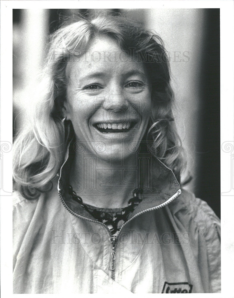 1991 Press Photo Stacey Allison, 32. First Woman to Climb Mt. Everest Sept. 1988 - Historic Images