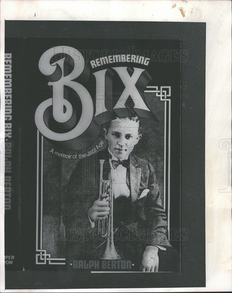 1974 Press Photo Leon &quot;Bix&quot; Beiderbecke Jazz Musician Young Man With A Horn Book - Historic Images