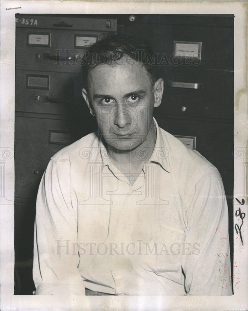 1955 Press Photo Donald Kristofferson, suspected of murdering his wife - Historic Images