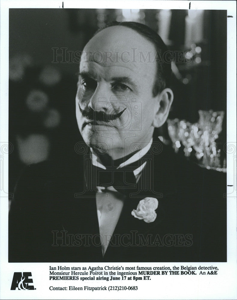 1990 Press Photo Iam Holm Actor Murder By Book Mystery Movie - Historic Images