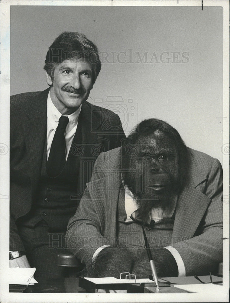 1983 Press Photo Leonard Frey Mr. Smith - Historic Images