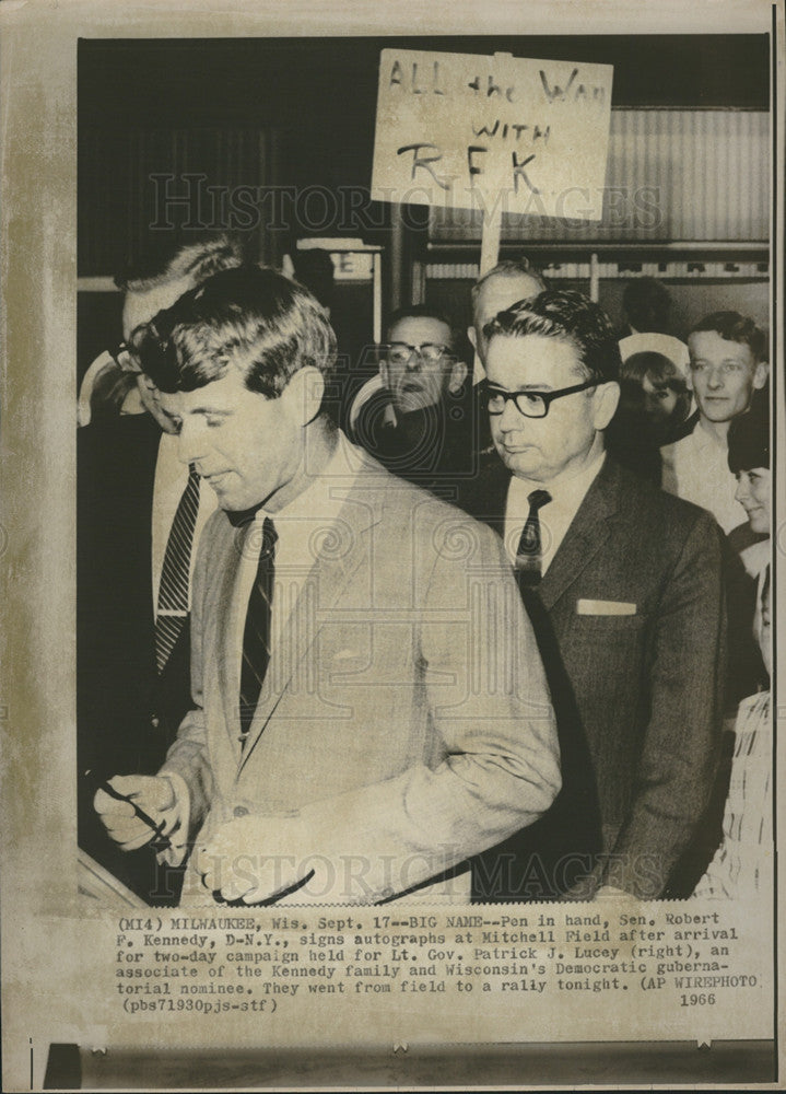 1966 Press Photo Robert Kennedy American Democratic Politician Senator - Historic Images