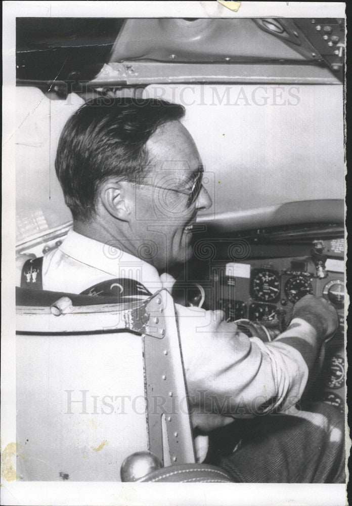 1959 Press Photo Prince Bernhard Netherlands Douglas DC-8 - Historic Images