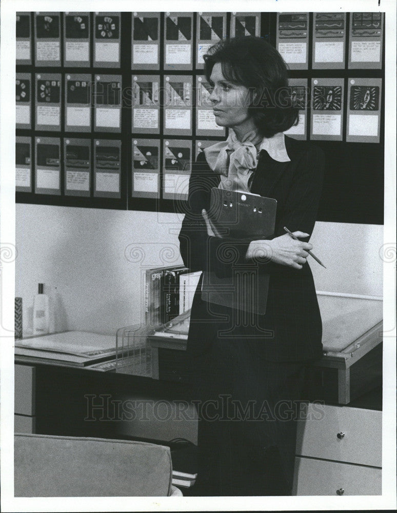 1977 Press Photo Barbara Feldon Actress Sitcom Pilot Natural Look - Historic Images