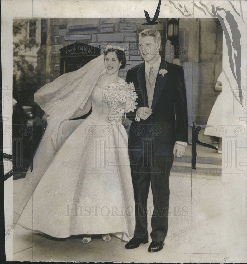 1956 Press Photo Millionaire Heir William Astor Marries Charlotte Fisk - Historic Images