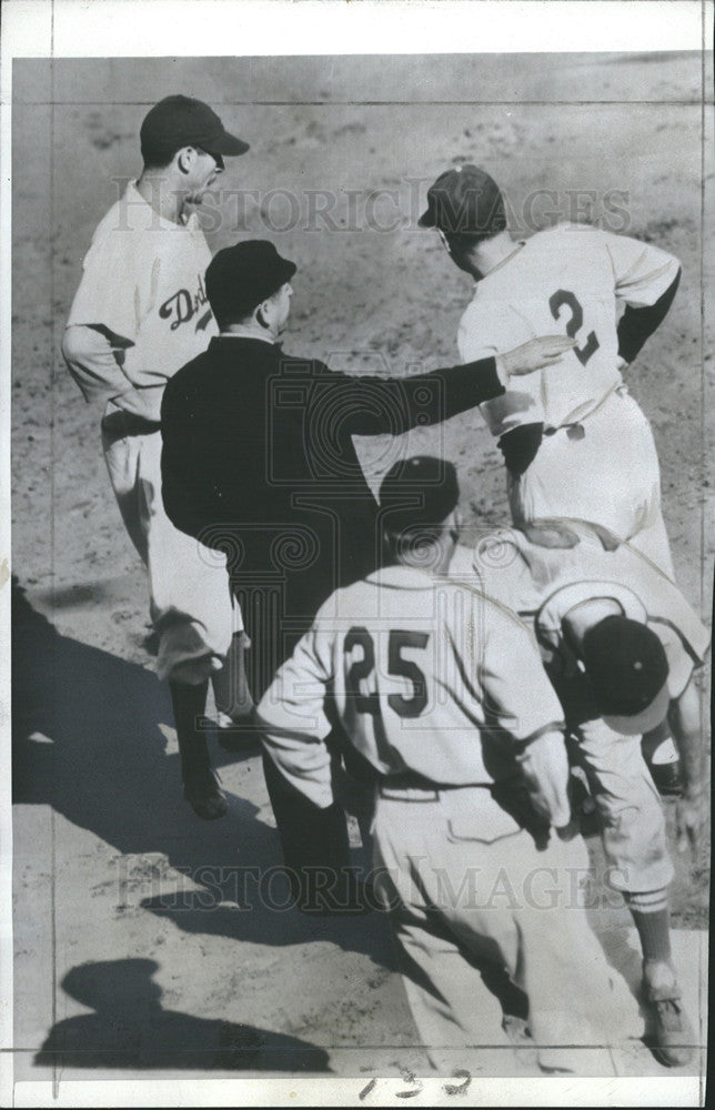 1946 Press Photo of Dodgers' Leo "The Lip" Durocher & Umpire Reardon - Historic Images