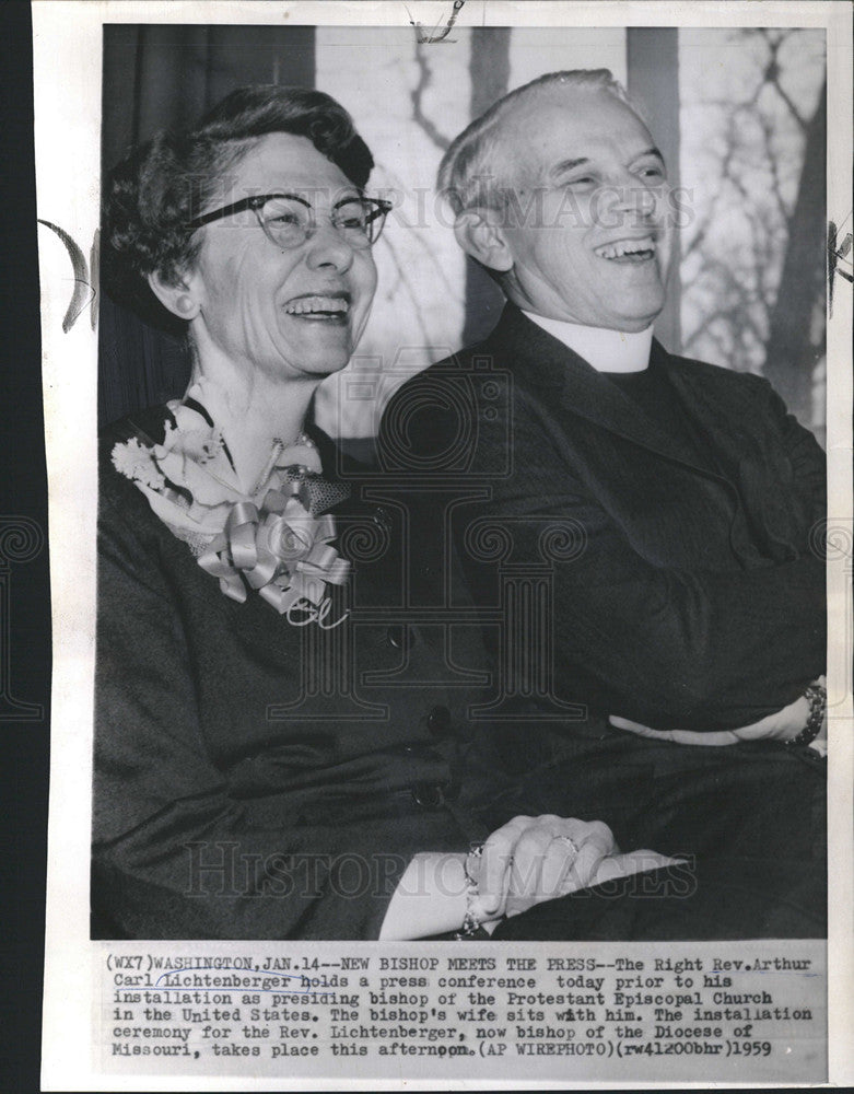 1959 Press Photo Red Arthur Carl Lichtenberger At Press Conference In DC - Historic Images