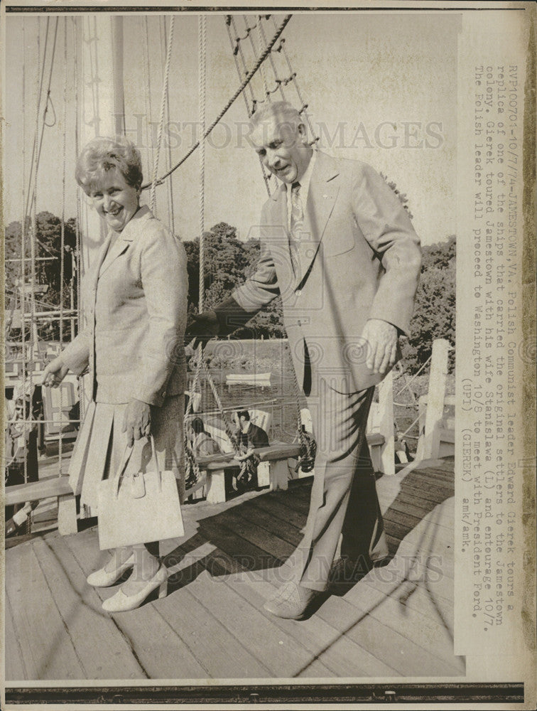 1974 Press Photo Edward Gierek. Polish Communist leader, and Wife Tour Jamestown - Historic Images