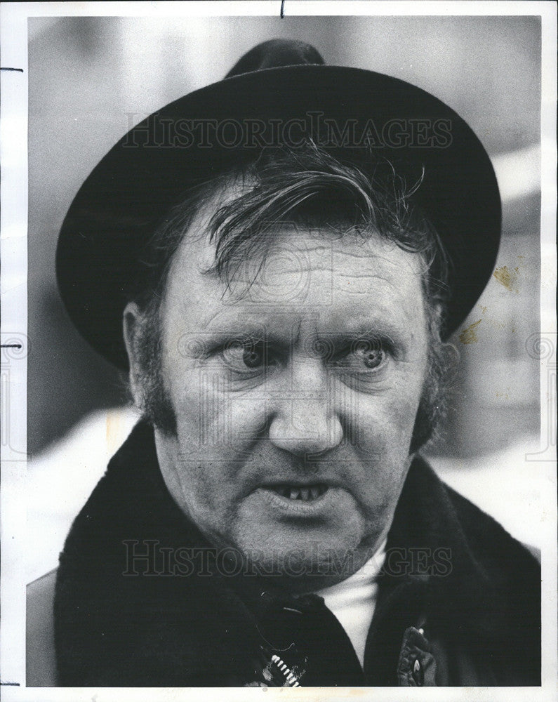 1975 Press Photo Adolph Krueger/Protester - Historic Images