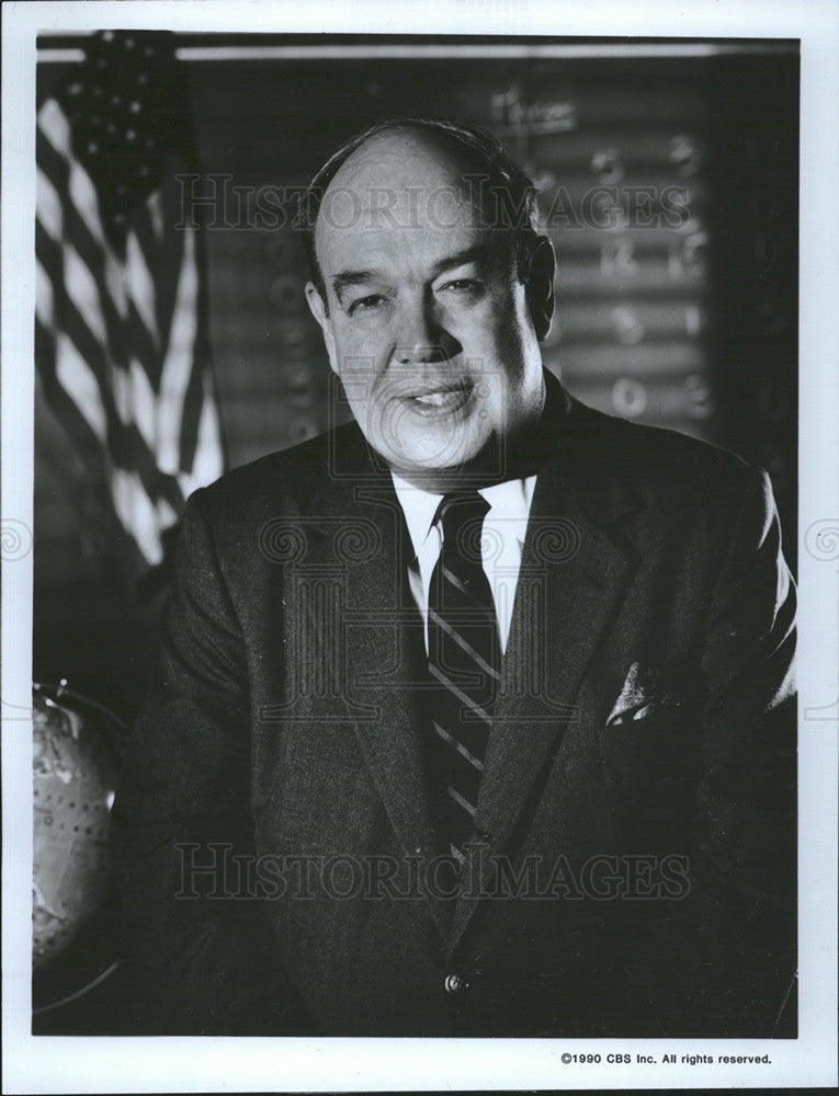 1990 Press Photo Charles Kuralt News Correspondent CBS Education Crisis - Historic Images