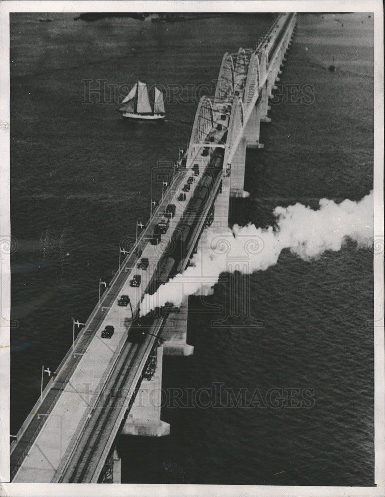 1937 Press Photo
Great Stream
Zealand Falster
Bridge 10,432 feet - Historic Images