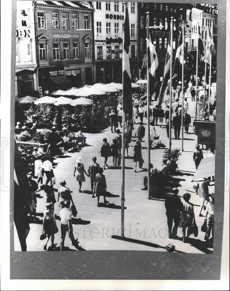 1972 Press Photo
Walking Street
Copenhagen Denmark - Historic Images