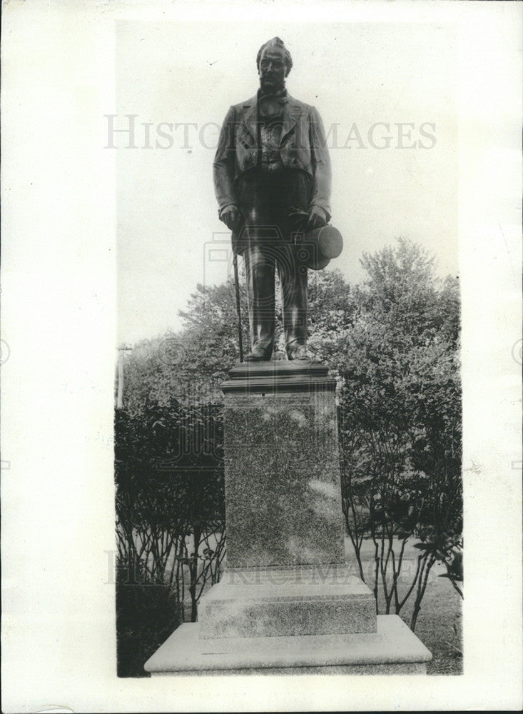 1928 Press Photo Statue of James Buchanan in Lancaster Pennsylvania - Historic Images