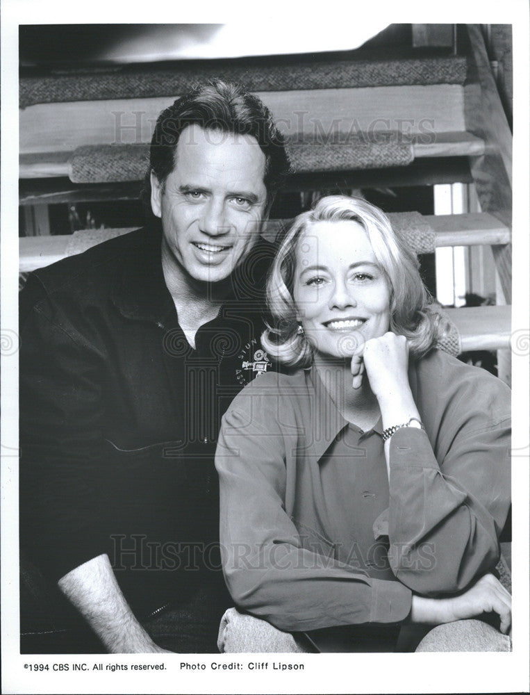 1994 Press Photo Actors Cybill Shepherd &amp; Tom Wopat Starred in CBS-TV&#39;s &quot;Cybill&quot; - Historic Images