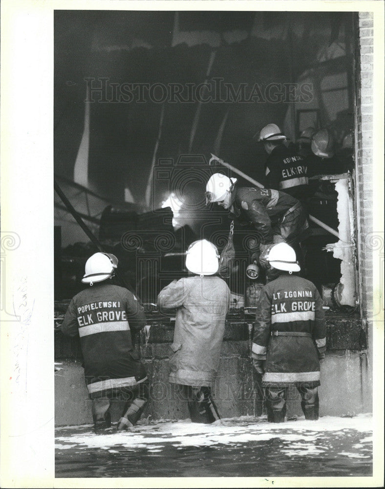 1984 Press Photo Explosion at Chemical Company - Historic Images