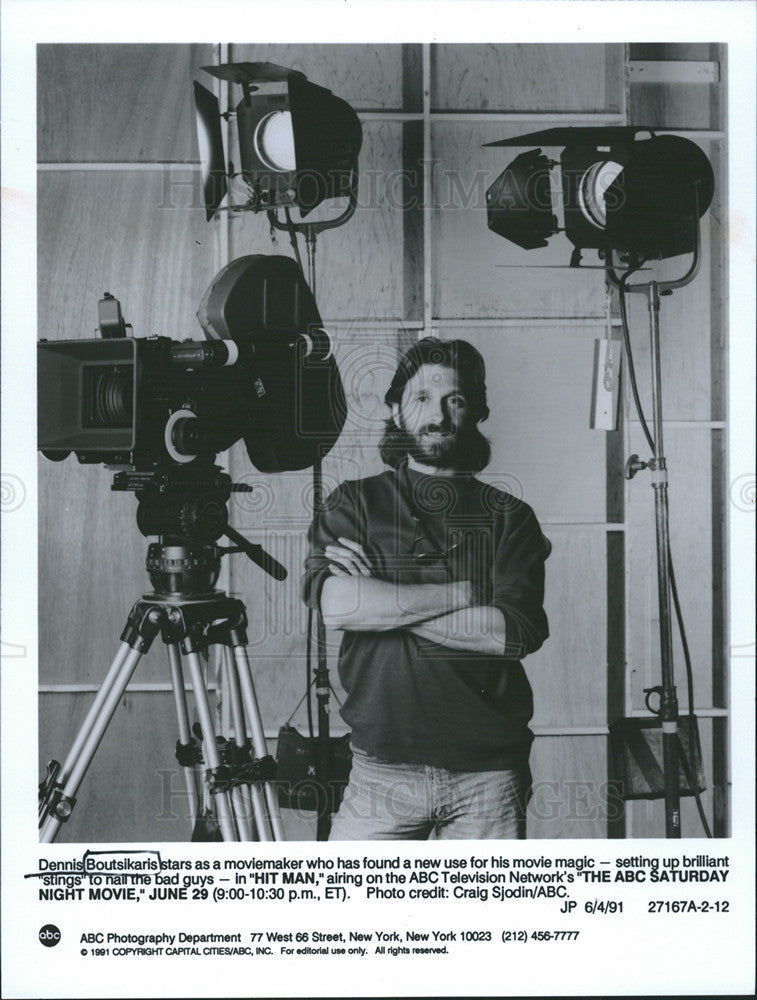 1991 Press Photo Actor Dennis Boutsikaris as Moviemaker in ABC&#39;-TV&#39;s &quot;Hit Man&quot; - Historic Images