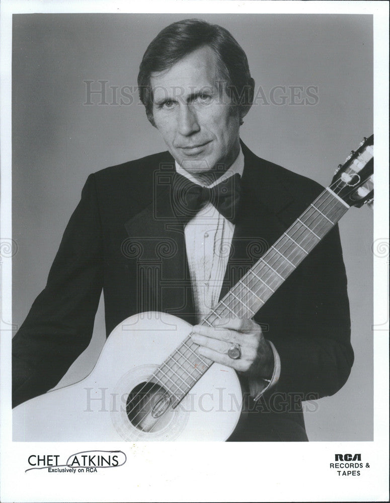 Undated Press Photo Chet Atkins,country music guitarist - Historic Images