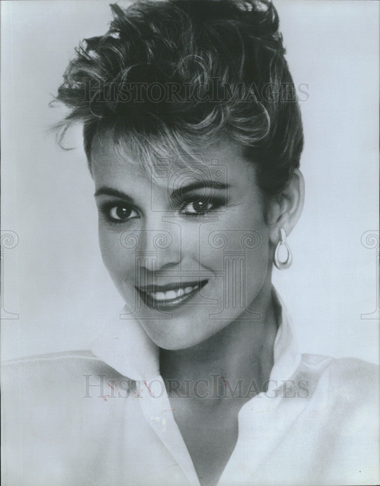 Undated Press Photo Vanna White,actress and letter turner on Wheel of Fortune - Historic Images