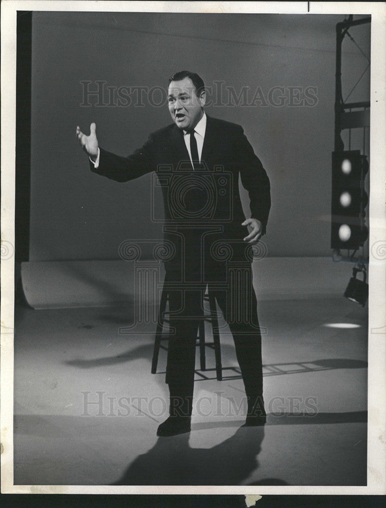 1965 Press Photo Jonathan Winters comedian - Historic Images