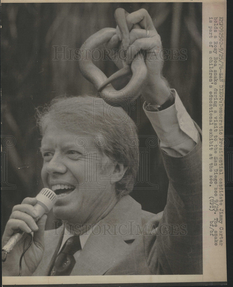 1976 Press Photo Jimmy Carter campaigns for President - Historic Images