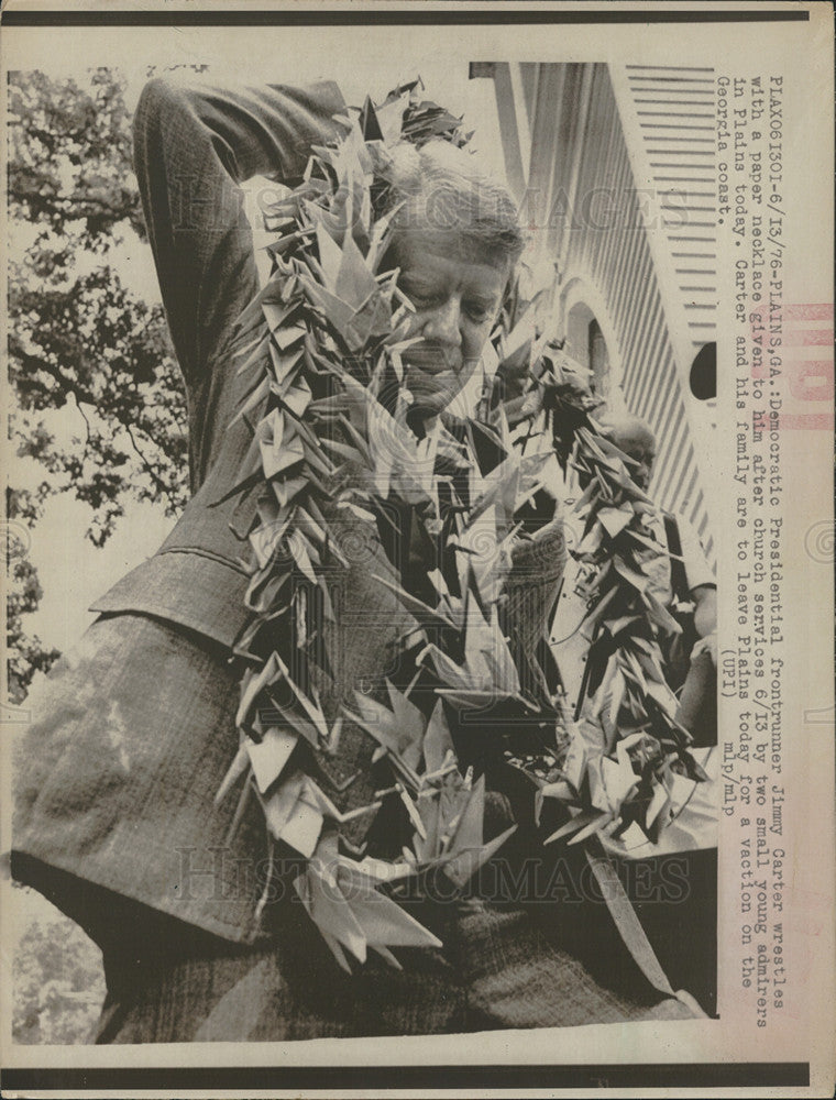 1976 Press Photo Jimmy Carter on campaign trail for President - Historic Images