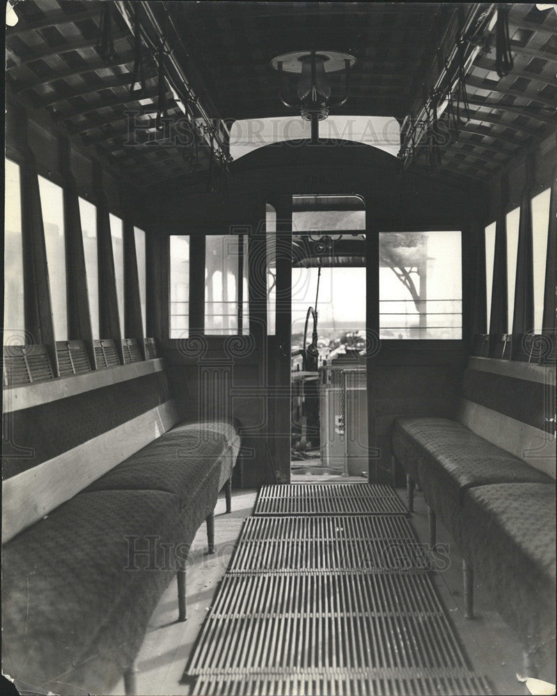 Undated Press Photo Interior of passenger 209 cablecar - Historic Images
