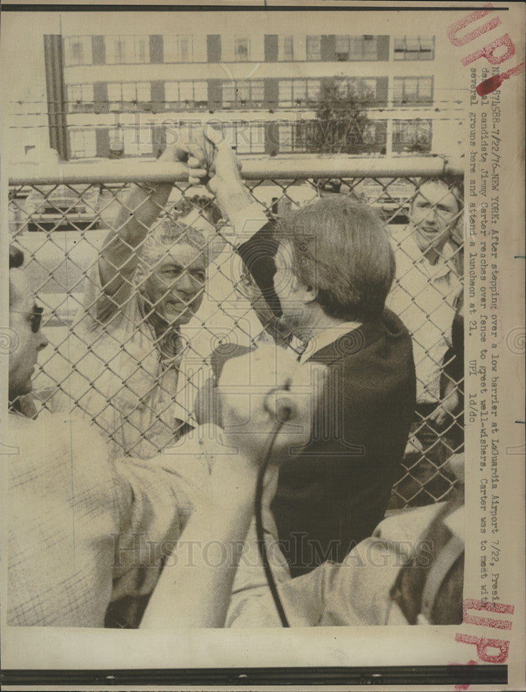 1976 Press Photo Jimmy carter on campaign trail - Historic Images