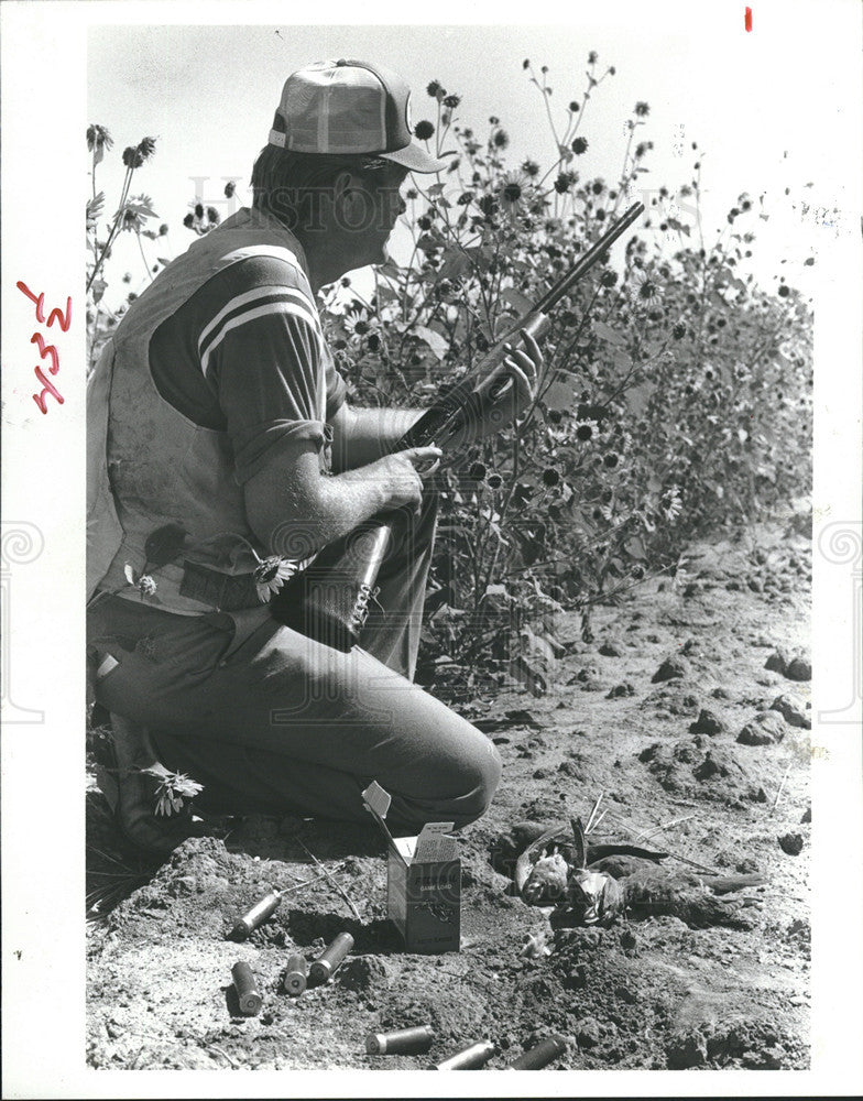 1985 Press Photo Bird Hunting - Historic Images