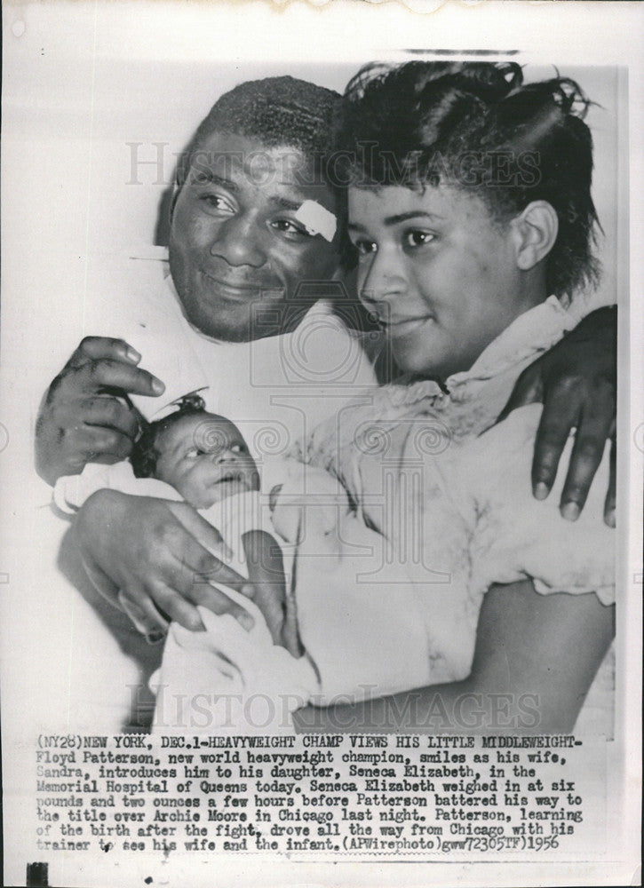 1956 Press Photo Heavyweight champ Floyd Patterson,wife Sandra,baby Seneca - Historic Images