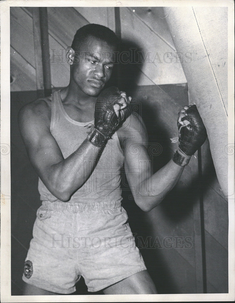 1952 Press Photo  Arthur W Marks,159 lb boxer - Historic Images