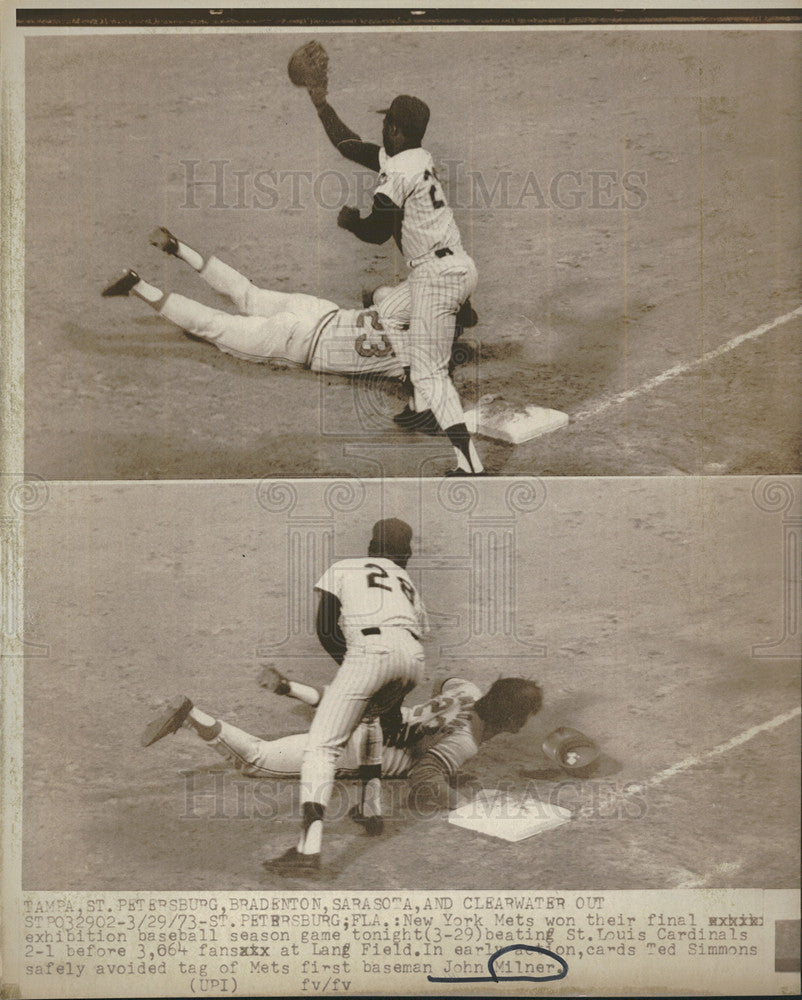 1973 Press Photo Card&#39;s Ted Simmons Avoids tag by Mets First Baseman John Milner - Historic Images