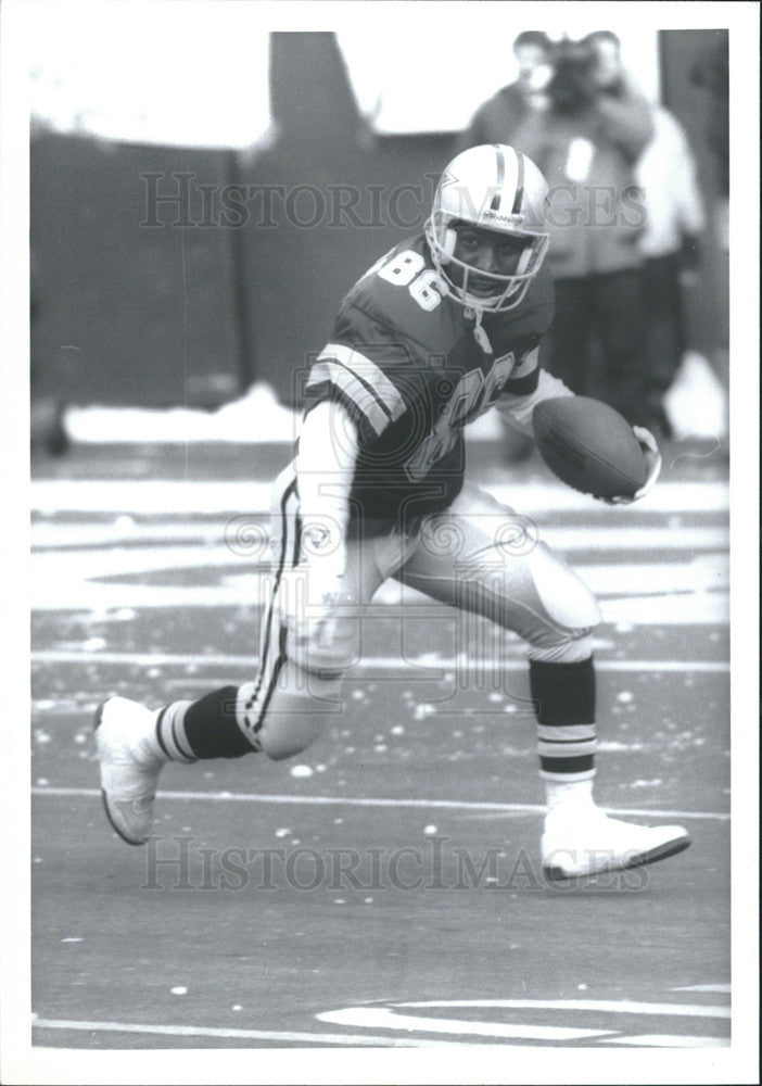 Item Detail - Calvin Hill – Dallas Cowboys vs Chiefs Willie Lanier