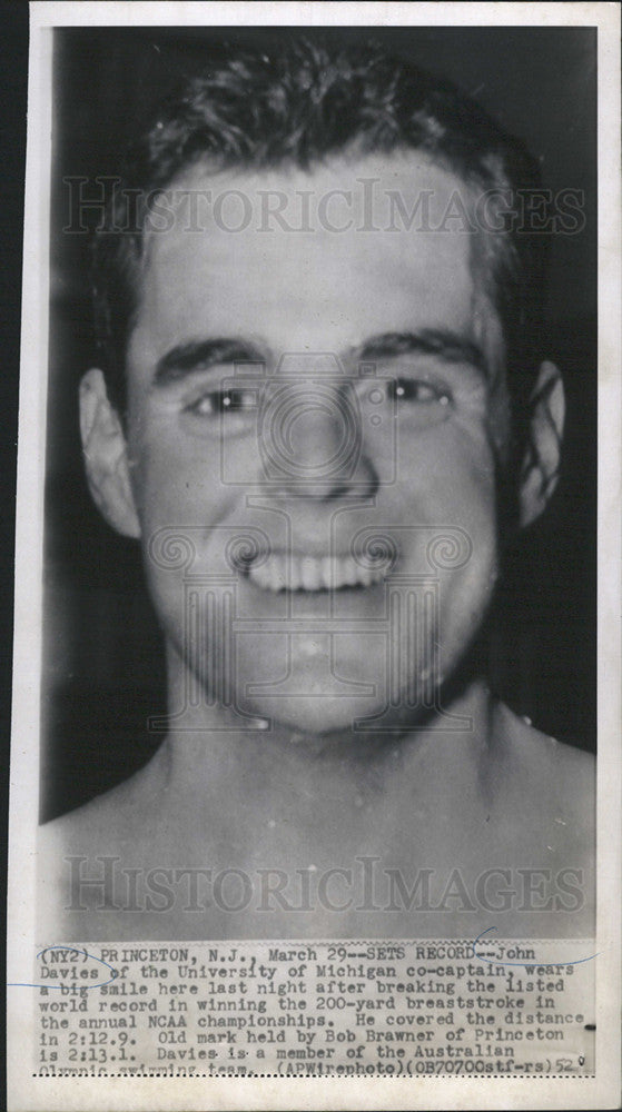 1952 Press Photo John Davies of U of Michigan,swim record - Historic Images