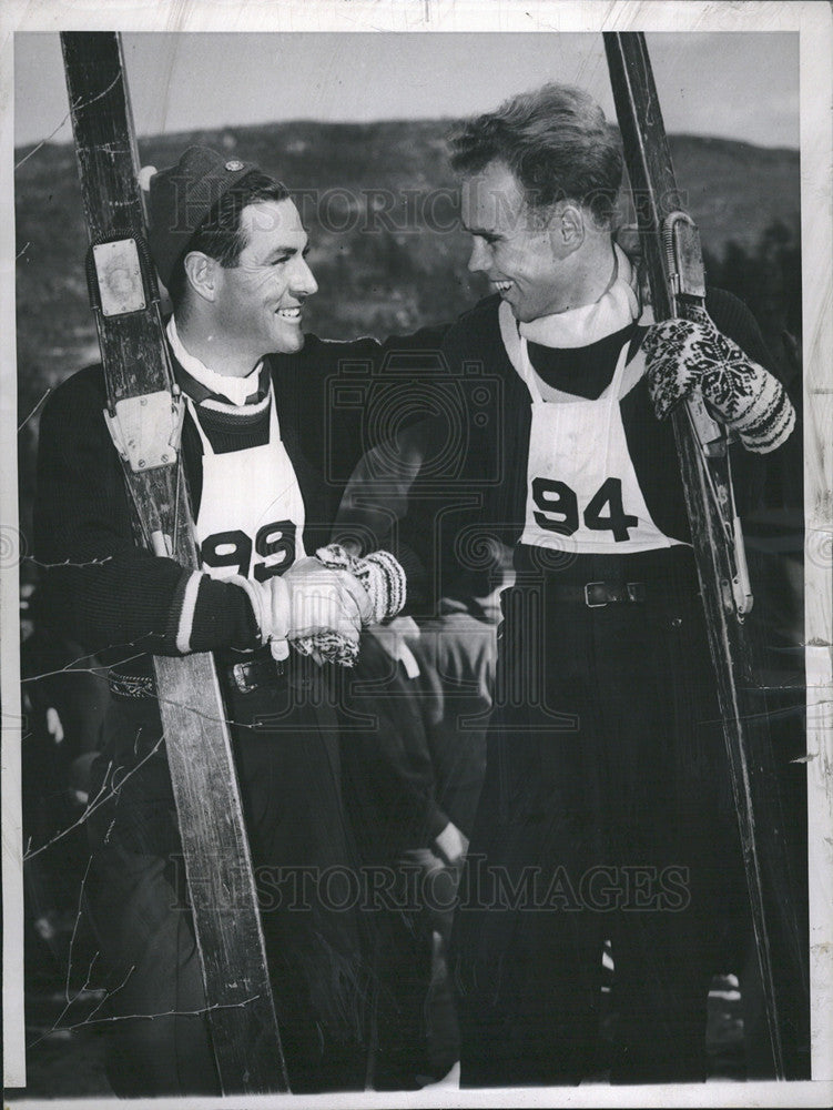 1953 Press Photo Jah Riisnaes and Art Devlin,skiers - Historic Images