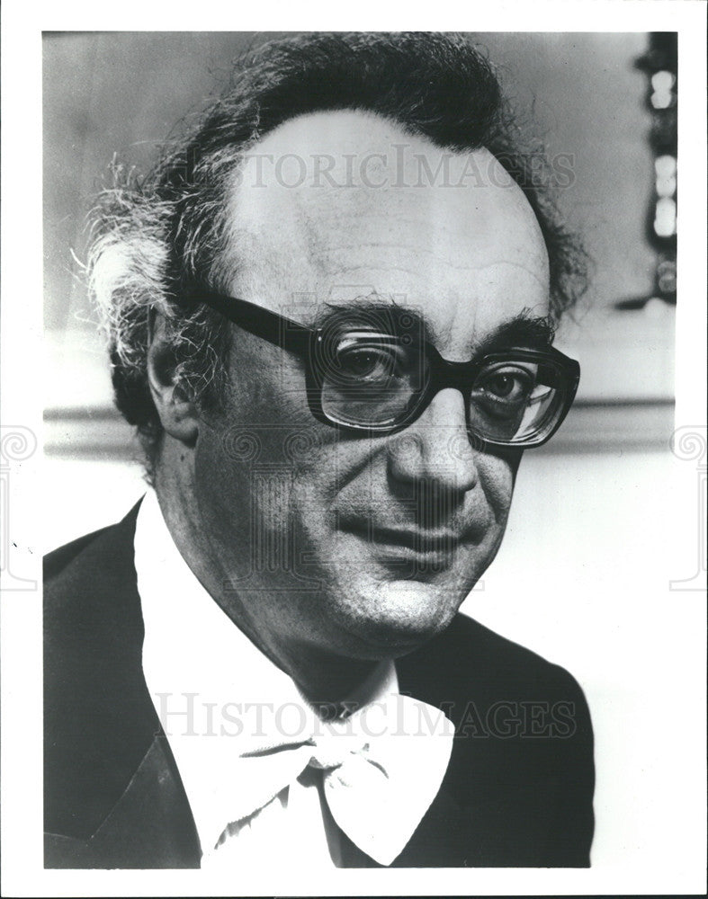 Undated Press Photo Alfred Brendel an Austrian pianist, born in Czechoslovakia - Historic Images