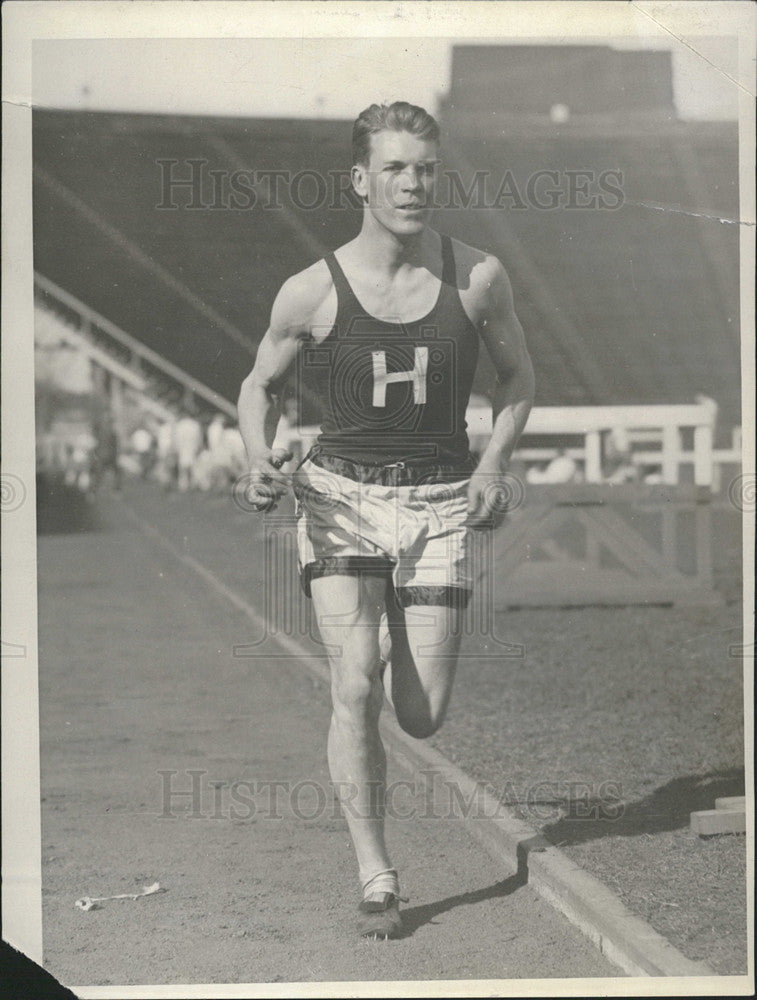 1933 Press Photo Phil Dodge of Harvard - Historic Images