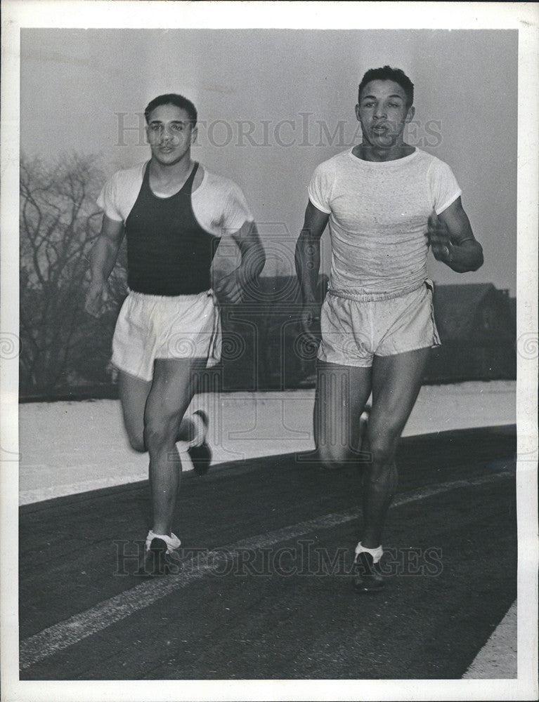 1943 Press Photo Ed Conwell/Frank Nixon/Track/Field - Historic Images