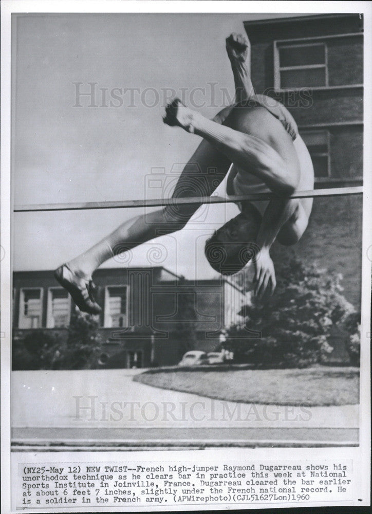 1960 Press Photo High jumper Raymond Dugarreau in France - Historic Images