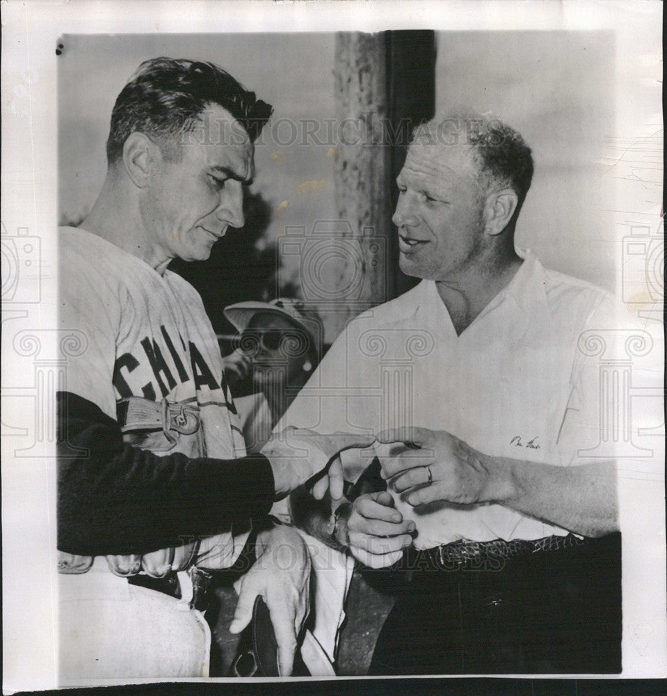 1953 Press Photo Bill  Veeck Rejoins the St. Louis Browns - Historic Images