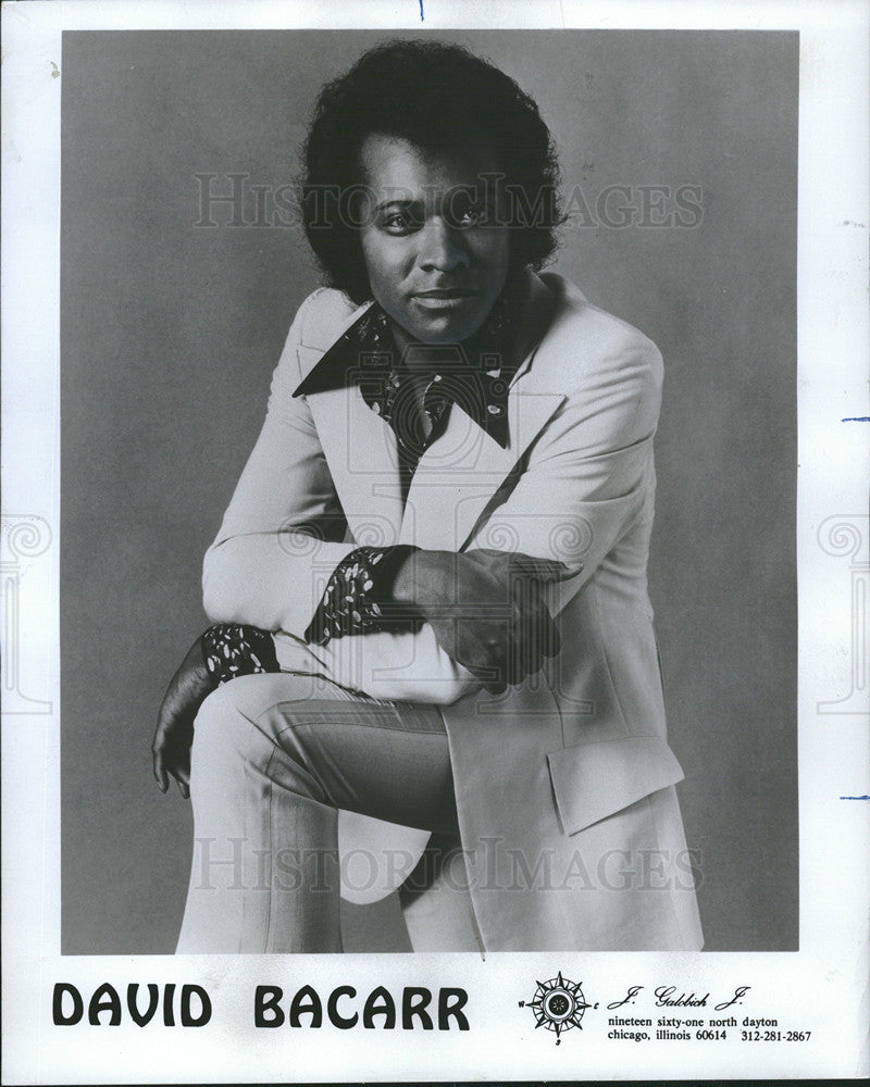 1974 Press Photo David Bacarr Le Pub Singer Performer - Historic Images