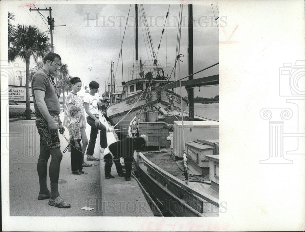 1972 Press Photo Mr and mrs jack Martin Sponge Boats - Historic Images