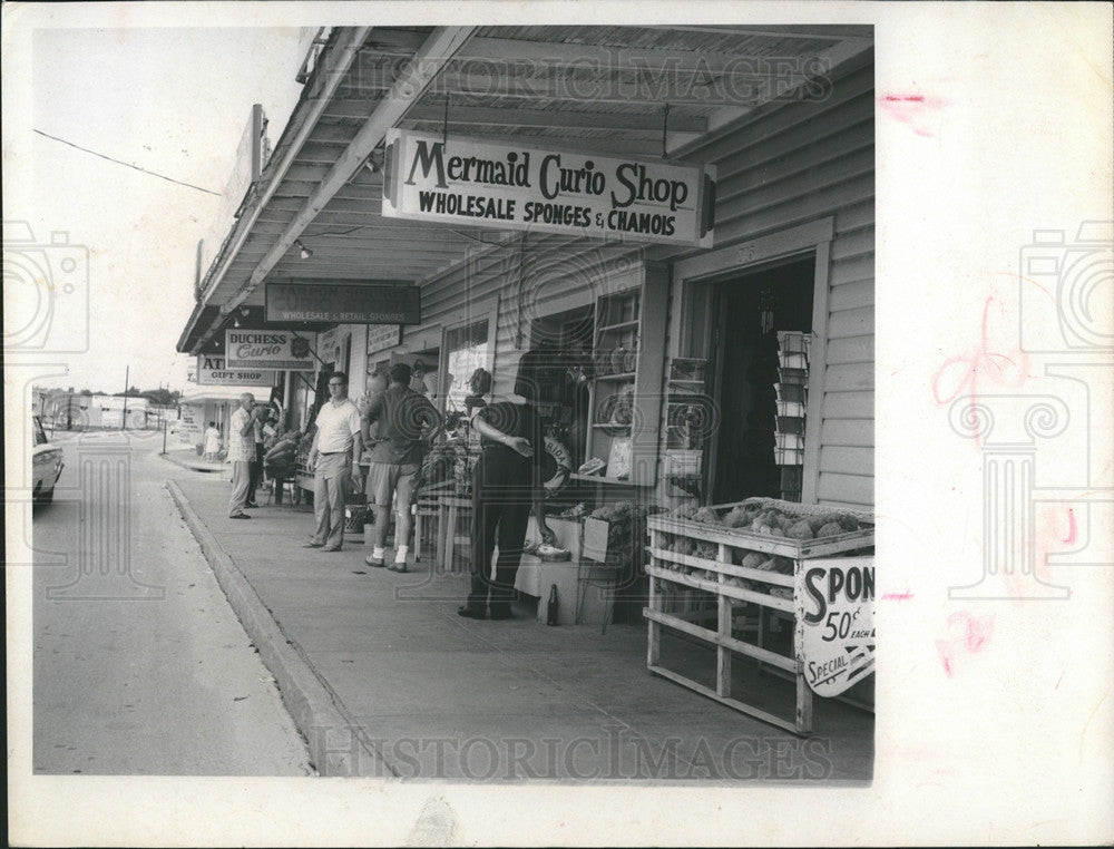 1957 Press Photo Tarpon Springs Shops - Historic Images