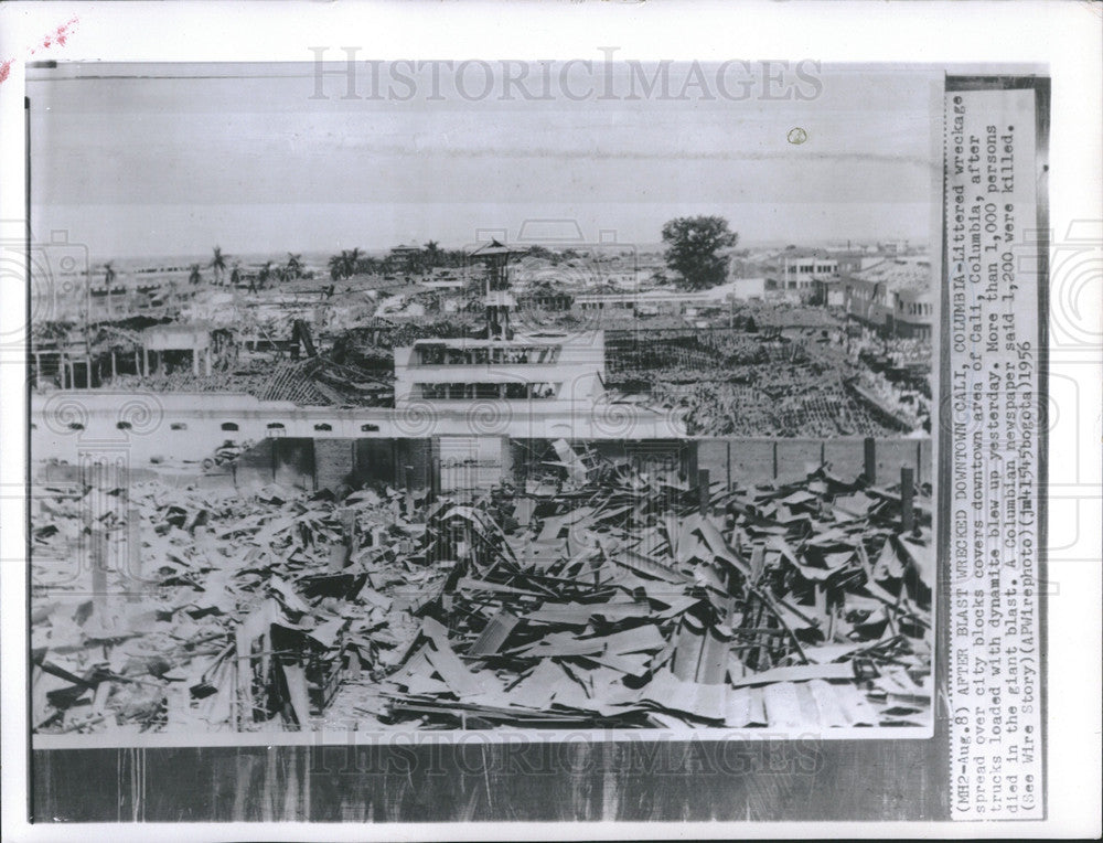 1956 Press Photo Cali Colombia blast leveled 8 blocks of city Trucks of dynamite - Historic Images