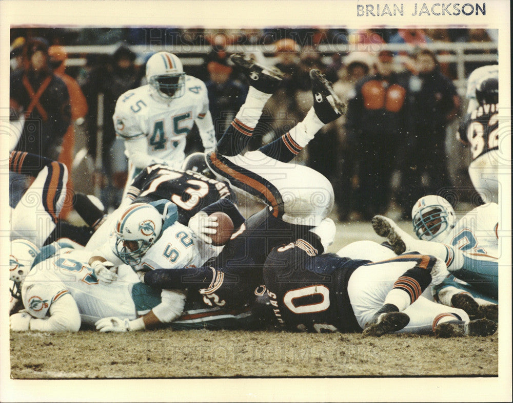 Undated Press Photo Miami Dolphins &amp; Chicago Bears. - Historic Images