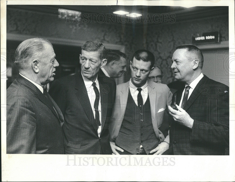 1968 Press Photo Lon Warnecka baseball oldtimers - Historic Images