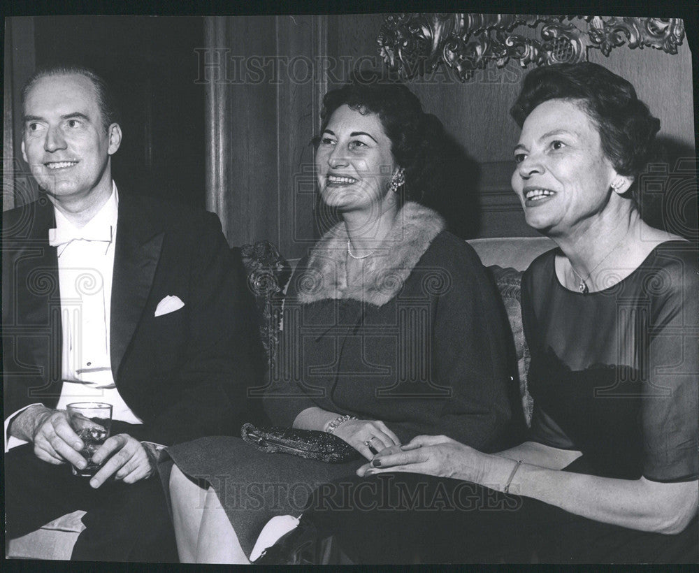 1961 Press Photo Mrs. william e. sweet jr mrs.stanley thompson Farwell Concert c - Historic Images