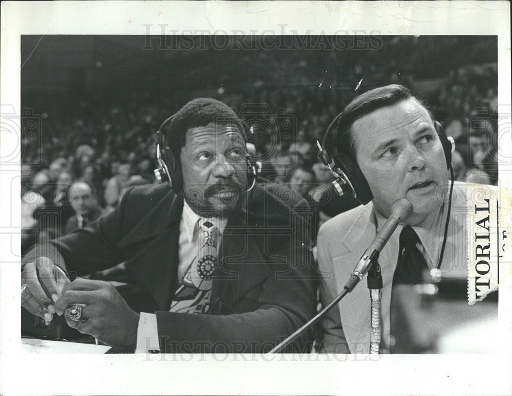 1972 Press Photo Bill Russell and Keith Jackson,sportscasters - Historic Images